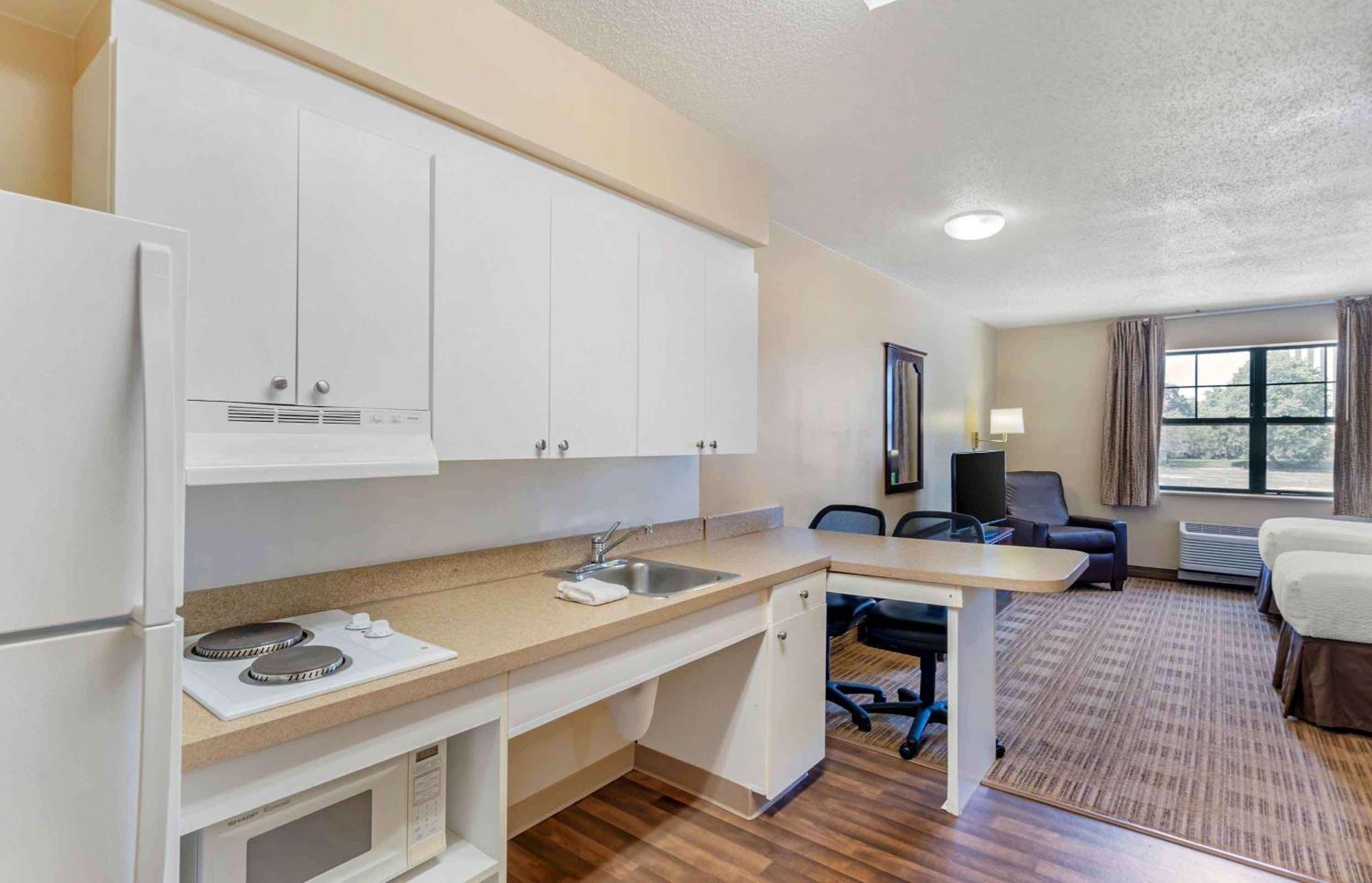 Extended Stay America Select Suites - Chicago - Rolling Meadows Bagian luar foto